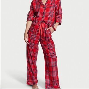 Victoria’s‎ Secret Size M Flannel Long Pajama Set Red Plaid Giftset Cozy New